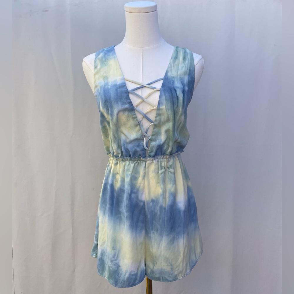 Illa Illa Tie Dye Lace-Up Romper - Blue Yellow Shorts Romper - Size Medium